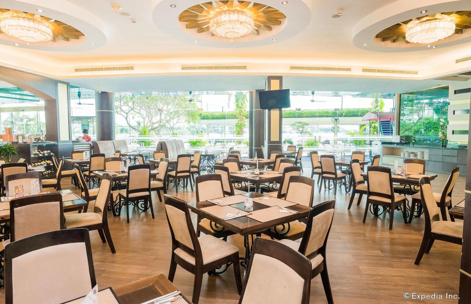The Hanoi Club Hotel & Residences Exterior foto